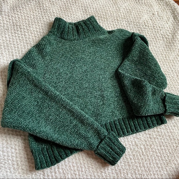 Urban Outfitters | Sweaters | Uo Daria 